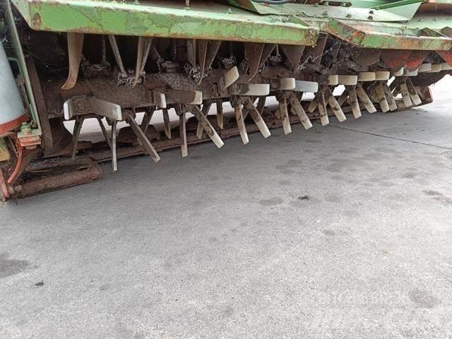 Kuhn CF280 제초기