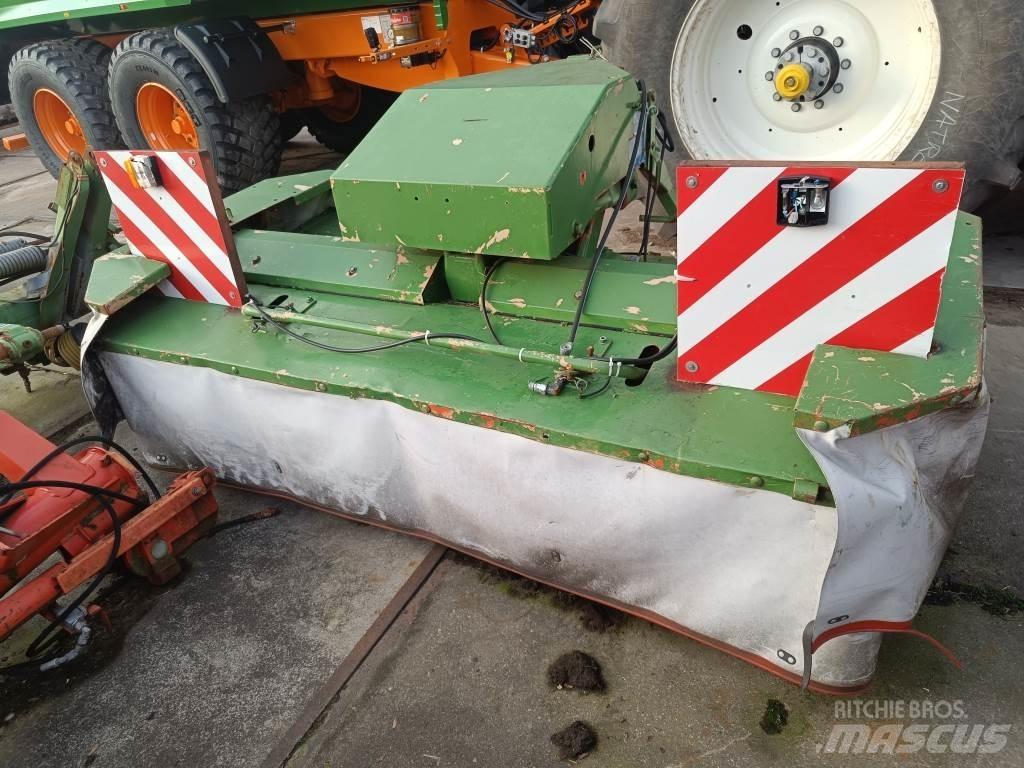 Kuhn CF280 제초기