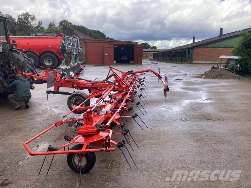 Kuhn GF 8702 T 갈퀴 및 테더