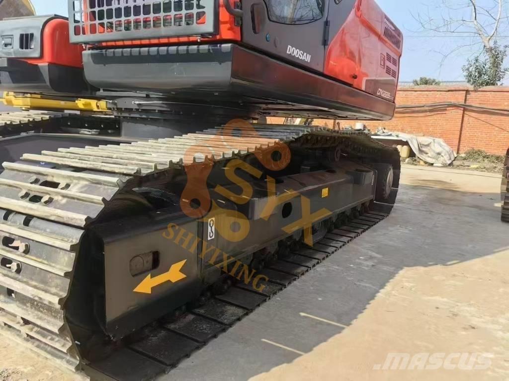 Doosan DX 225 LC 롱리치 굴삭기