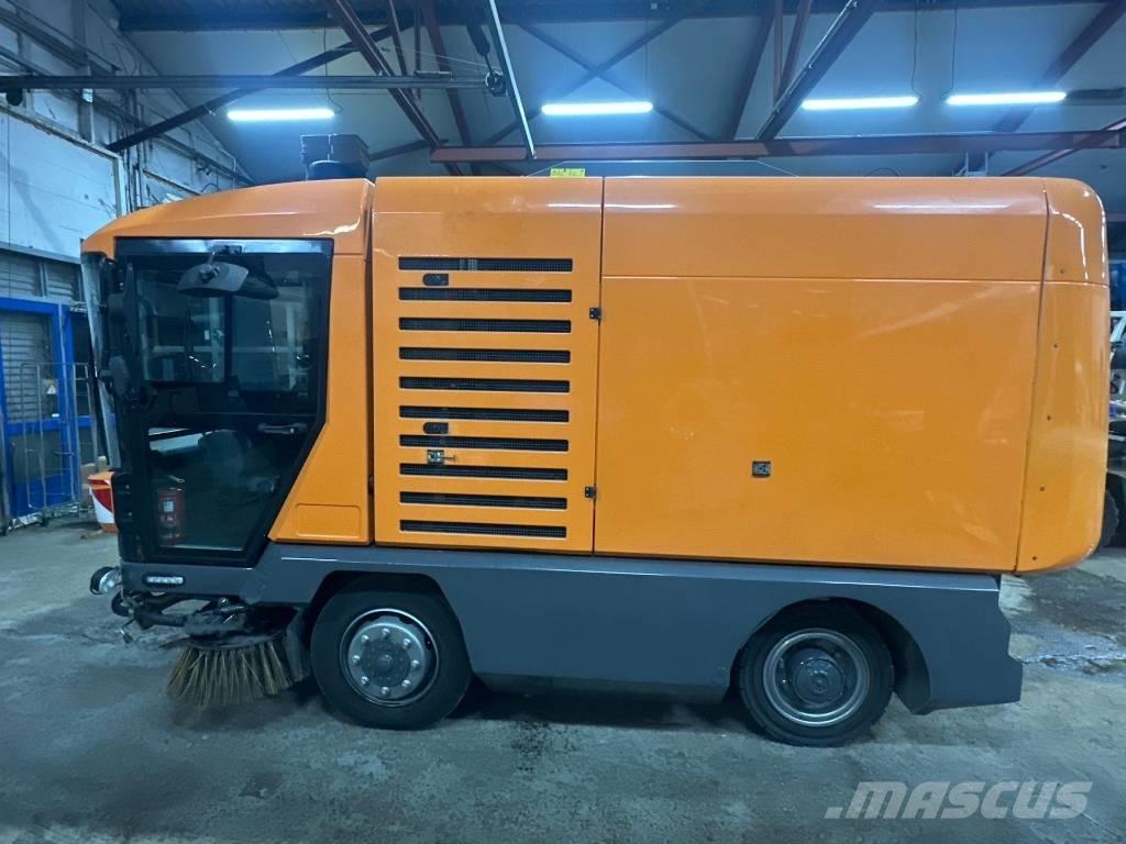 Ravo 540 STH 도로 청소차