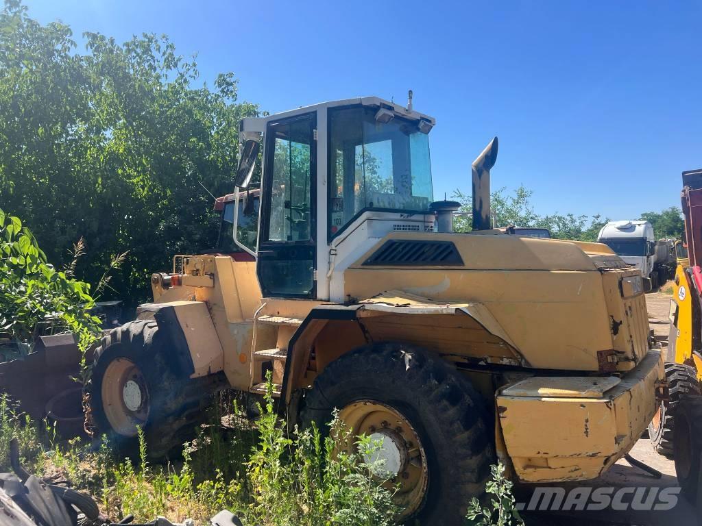 Liebherr 522 섀시 및 서스펜션