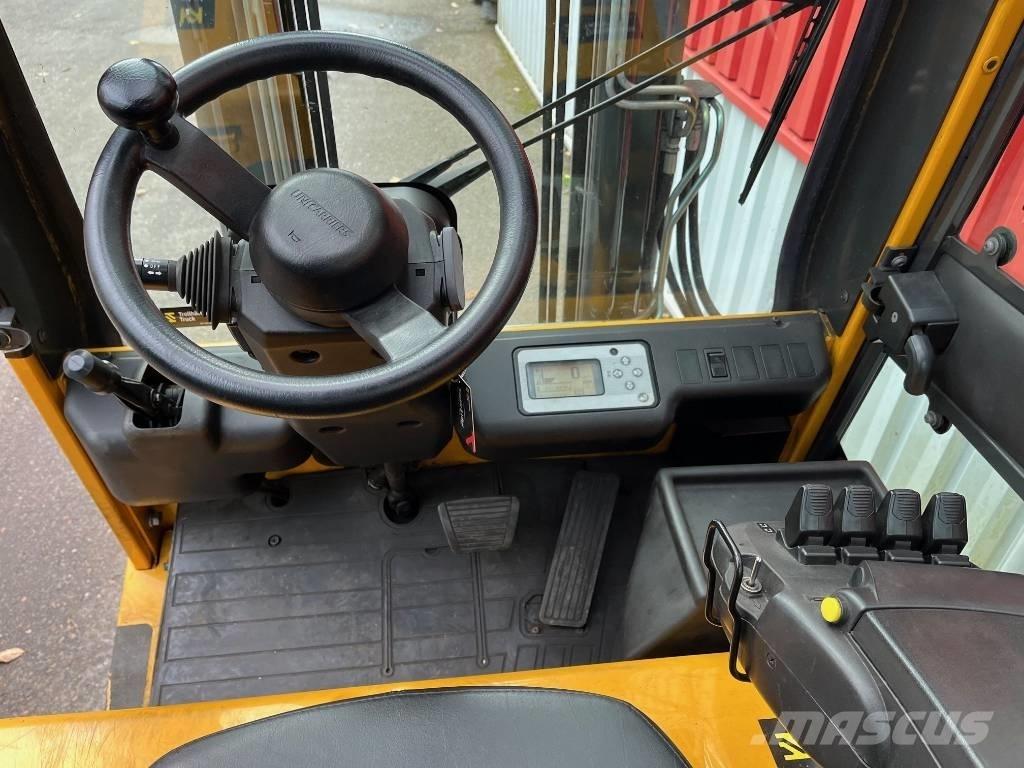 UniCarriers 1Q2L25Q 전동 지게차