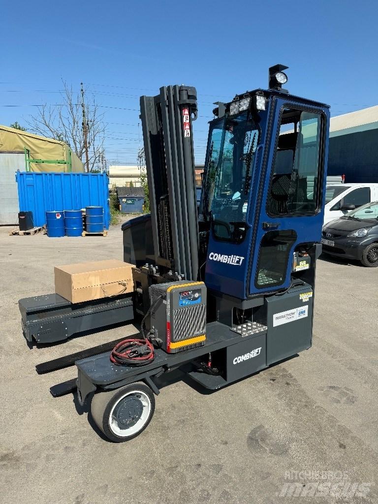 Combilift C4000ET 4방향 리치트럭
