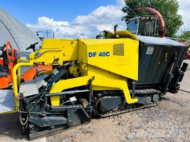 Demag DF 40 C 아스팔트 포장장비