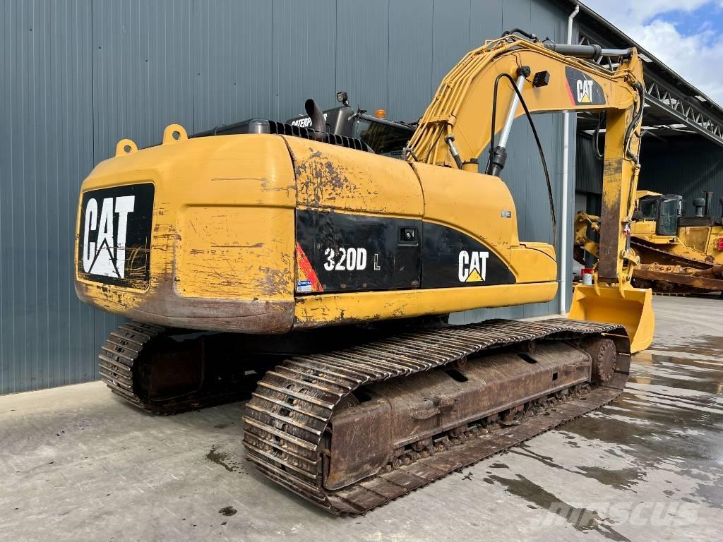CAT 320D L 대형 굴삭기 29톤 이상
