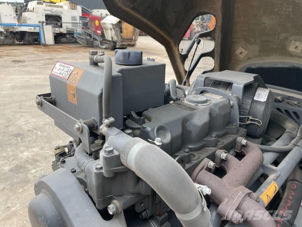 Hamm HD 12 VV 트윈 드럼 롤러