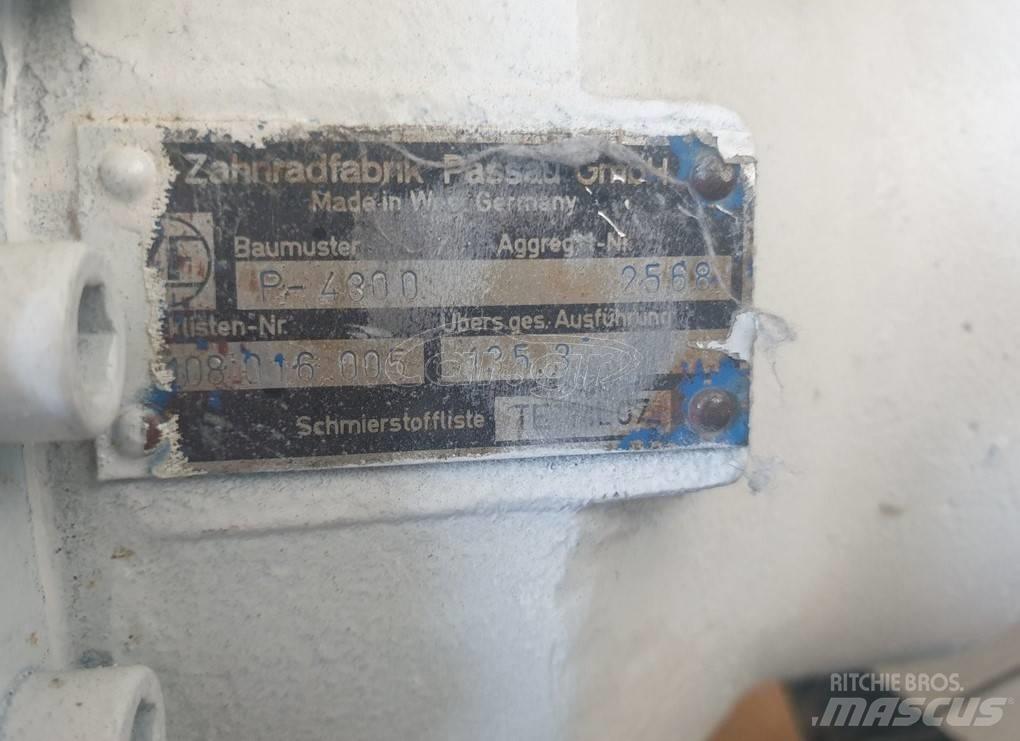 ZF P-4300 유압식 기계