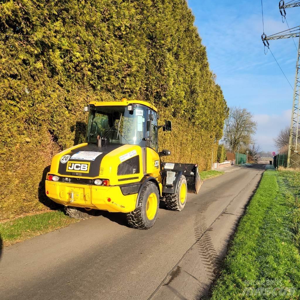 JCB 407  휠로우더