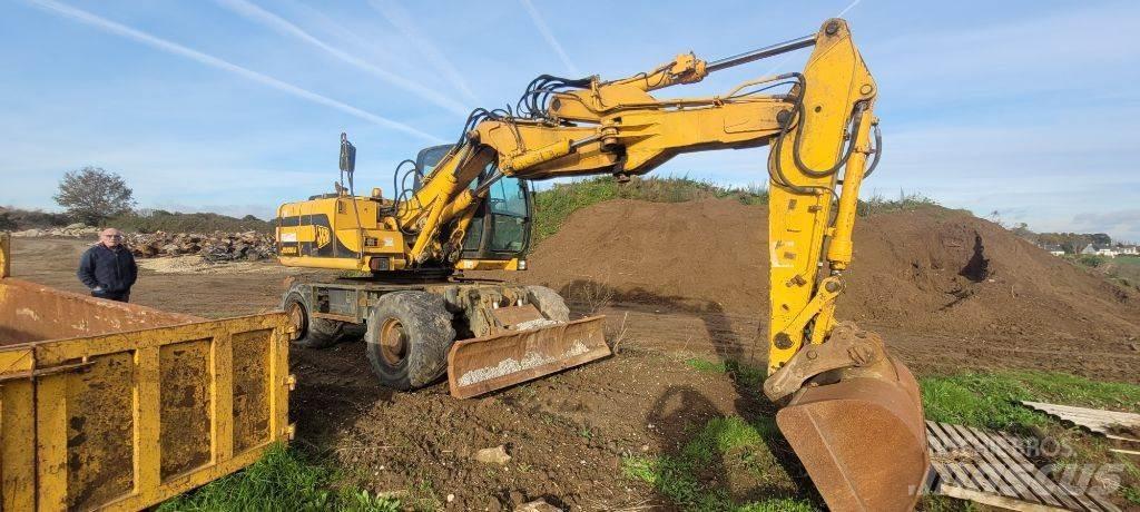 JCB JS 130 W  휠 굴삭기