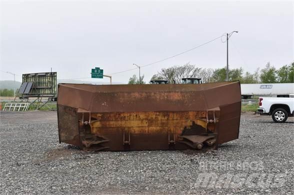 CAT D8N 삽날
