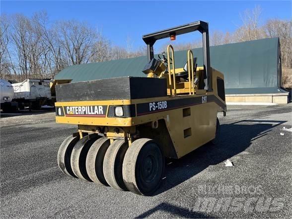 CAT PS-150B 공기 타이어 롤러