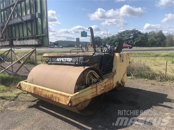 Hyster C627B 싱글 드럼 롤러