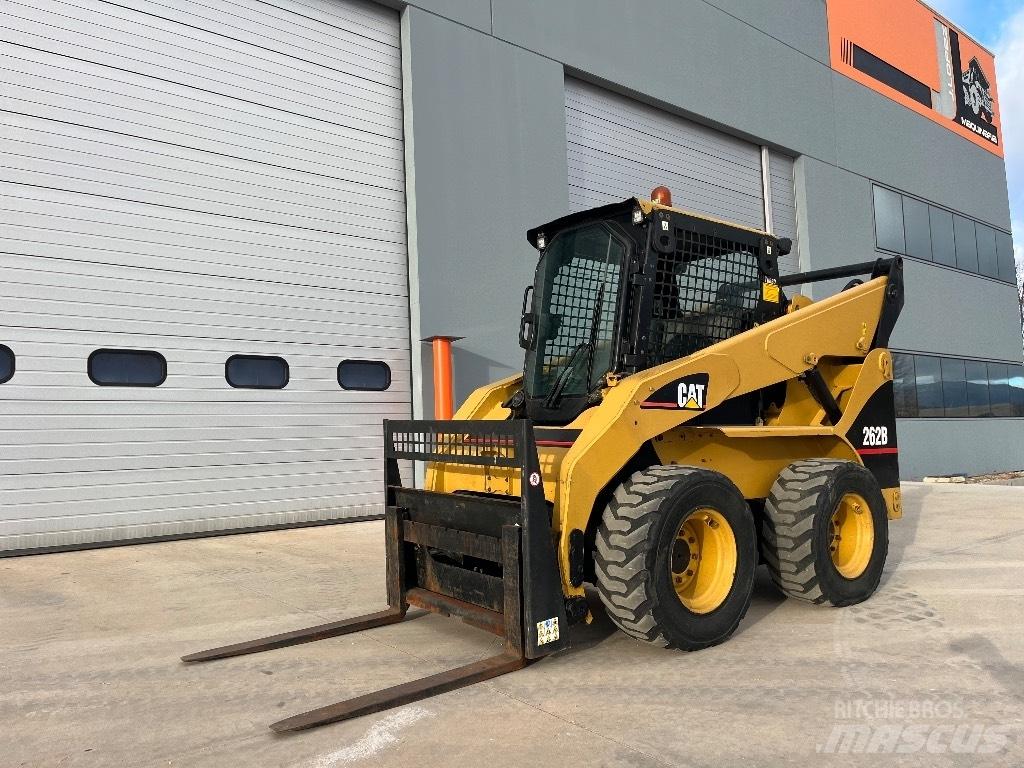 CAT 262 B  스키드로더