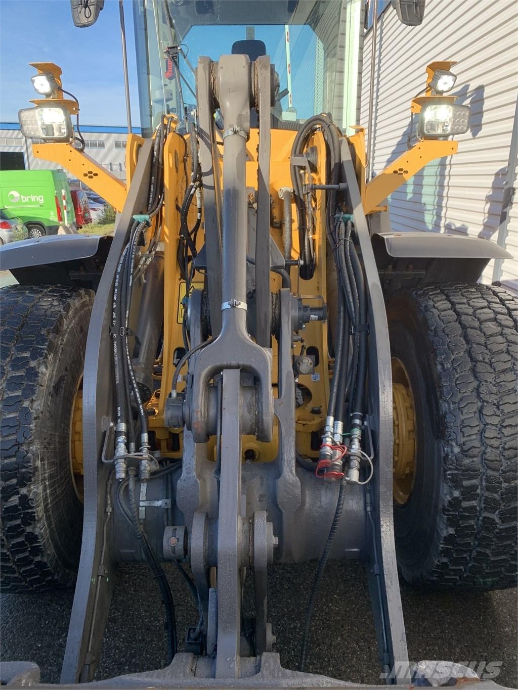 Volvo L90H  휠로우더