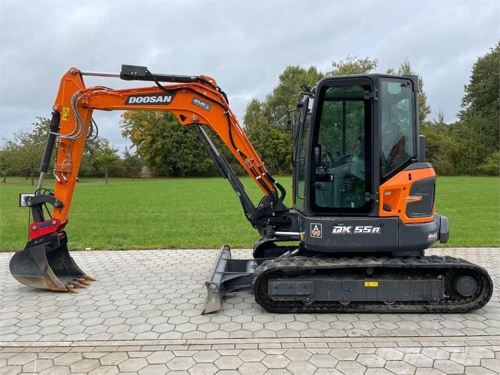 Doosan DX55R-7 소형 굴삭기 7톤 미만