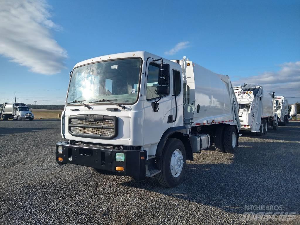Autocar Xpert 폐기물 수거 트럭