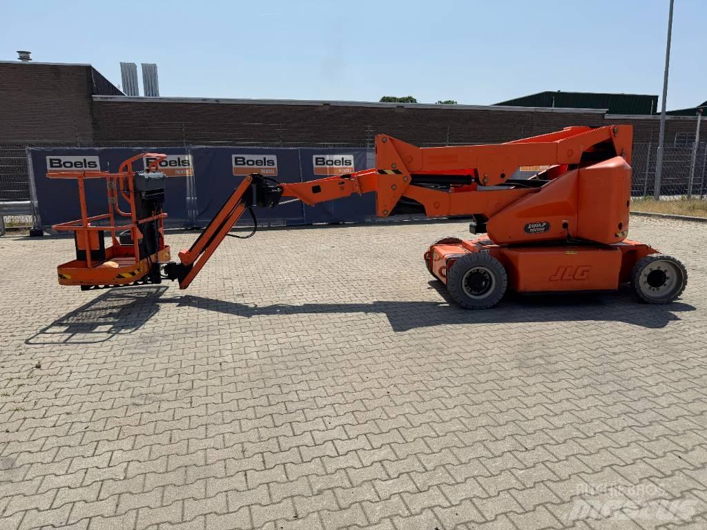 JLG E400AJPN 관절형 전동이동 리프트