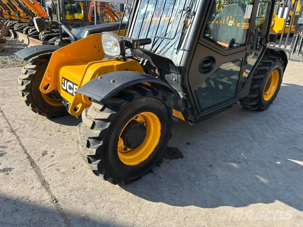 JCB 525-60 텔러 핸들러