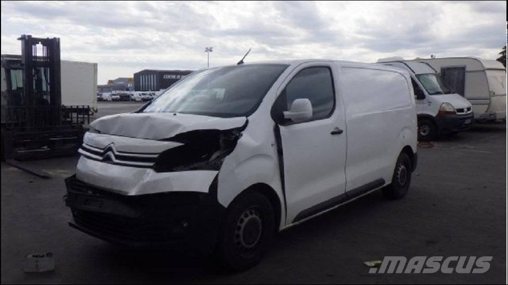Citroën Jumpy 3 패널 화물차