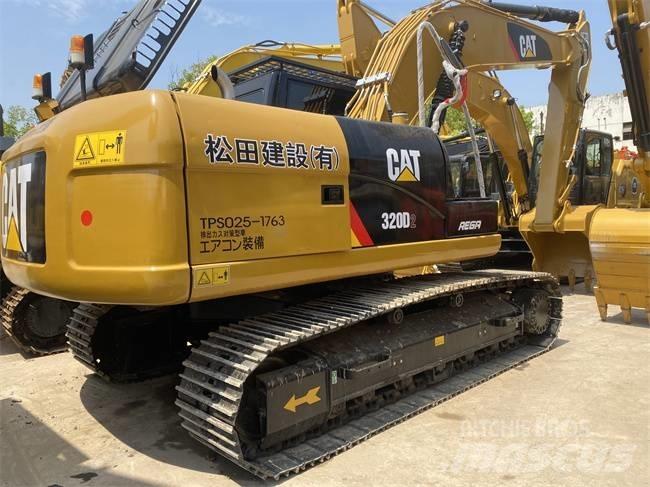 CAT 320 D 대형 굴삭기 29톤 이상