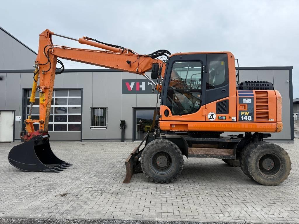 Komatsu PW 148-8  휠 굴삭기