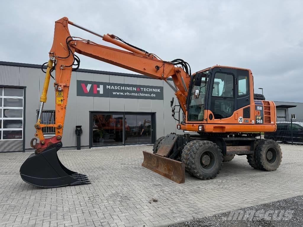 Komatsu PW 148-8  휠 굴삭기