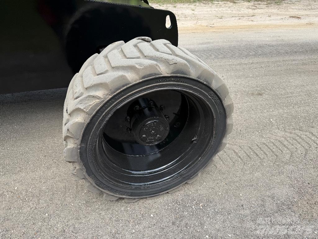 Genie Z 62/40 관절형 전동이동 리프트
