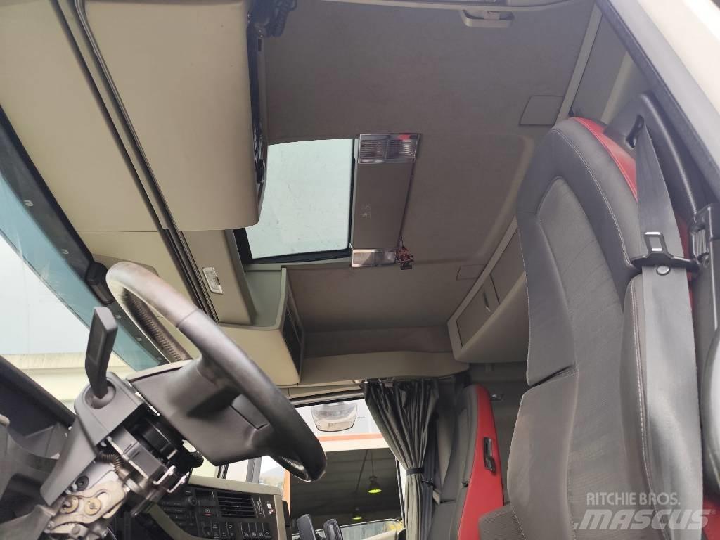 Volvo FH 13 540 플랫베드/윈치 트럭