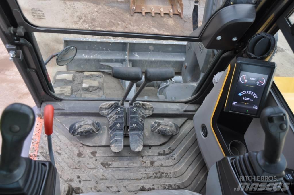 Volvo ECR 88 D 중형굴삭기 7톤-28톤