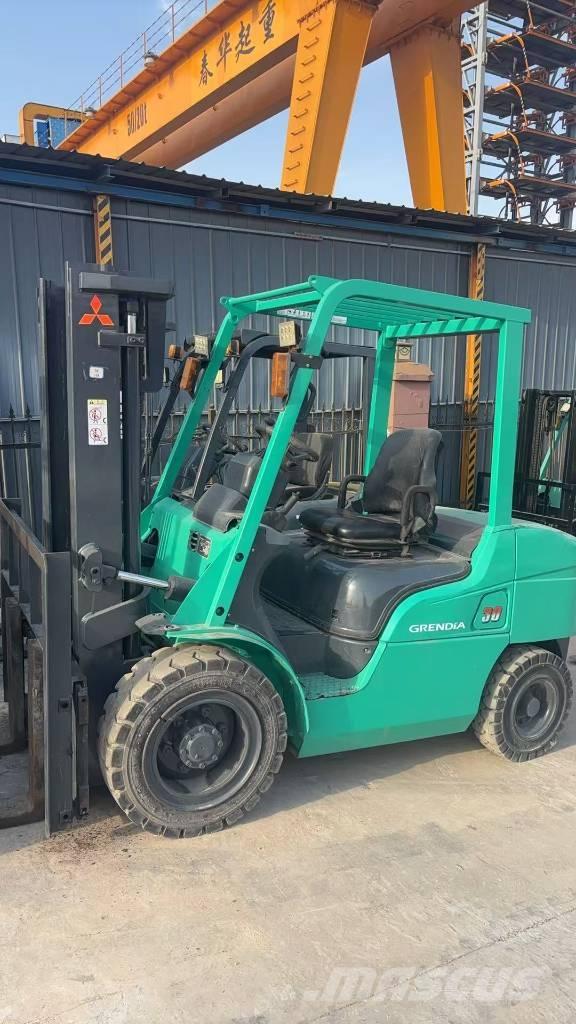 Mitsubishi 3t 디젤 지게차