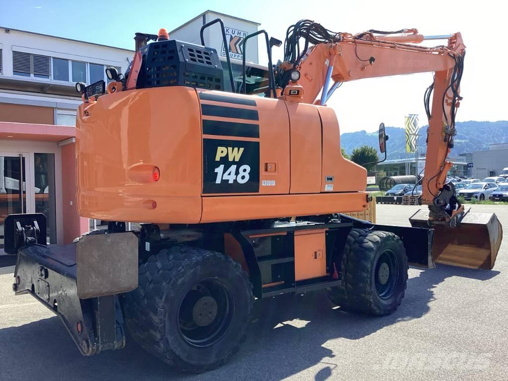 Komatsu PW 148-11  휠 굴삭기