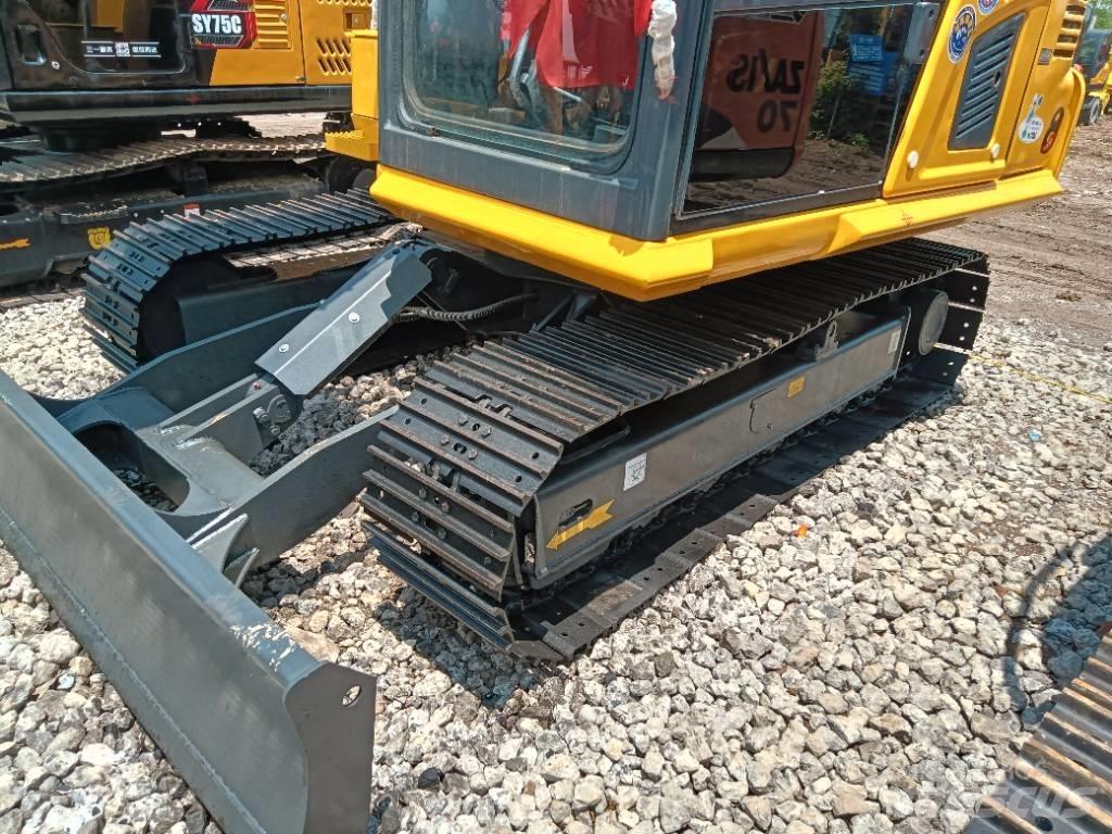 Komatsu PC 70 소형 굴삭기 7톤 미만