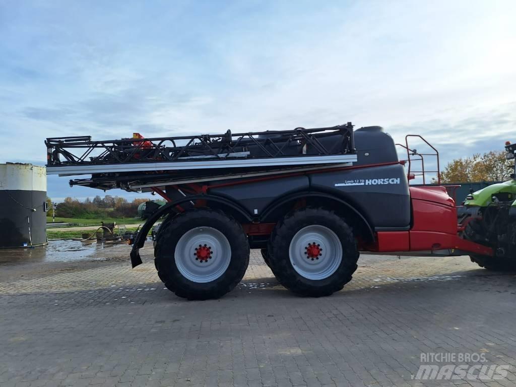 Horsch Leeb 12 TD 견인형 분무기