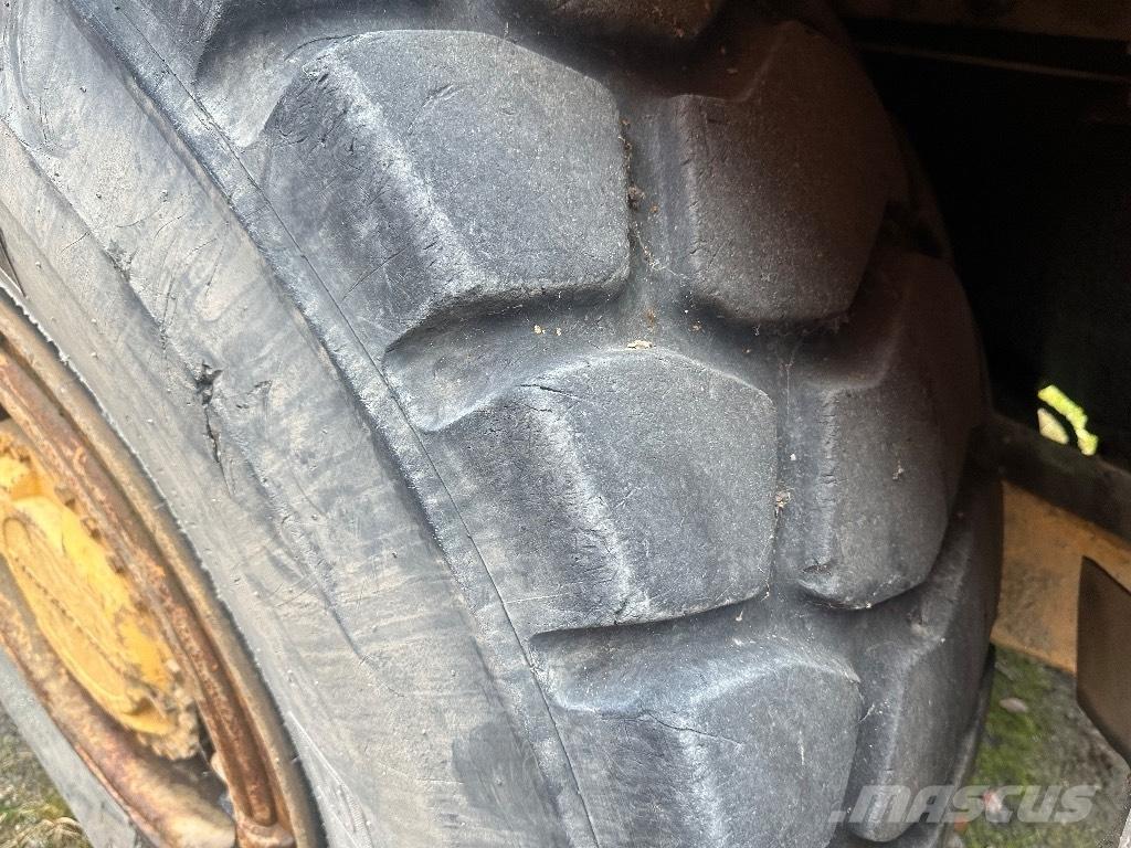 Volvo BM A25 6x6 연결식 홀러