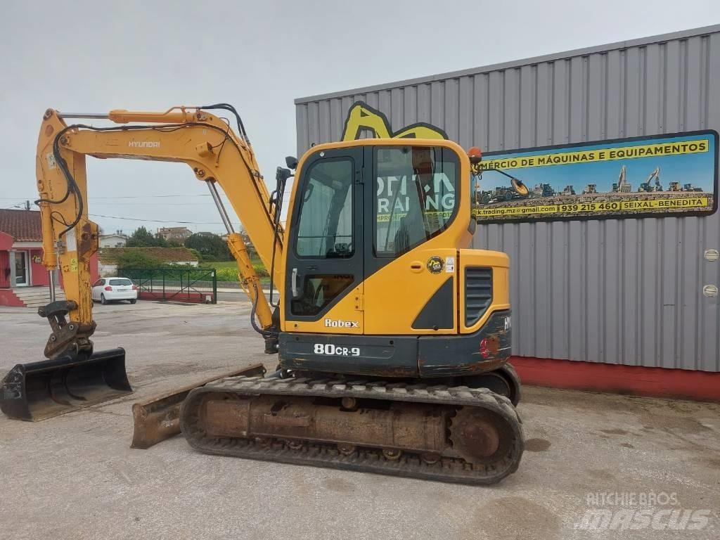 Hyundai R 80 CR 중형굴삭기 7톤-28톤
