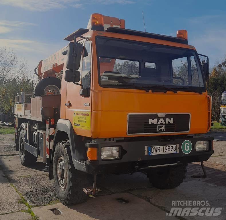 Wumag WT 260 트럭 탑재 고소작업대