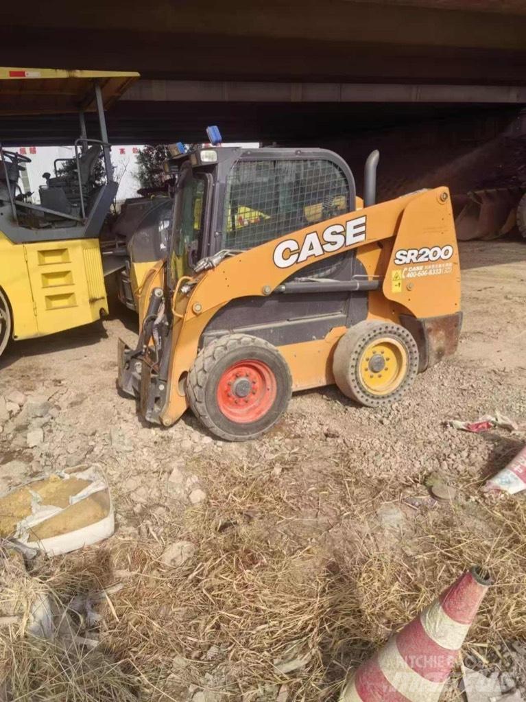 CASE SR200  스키드로더