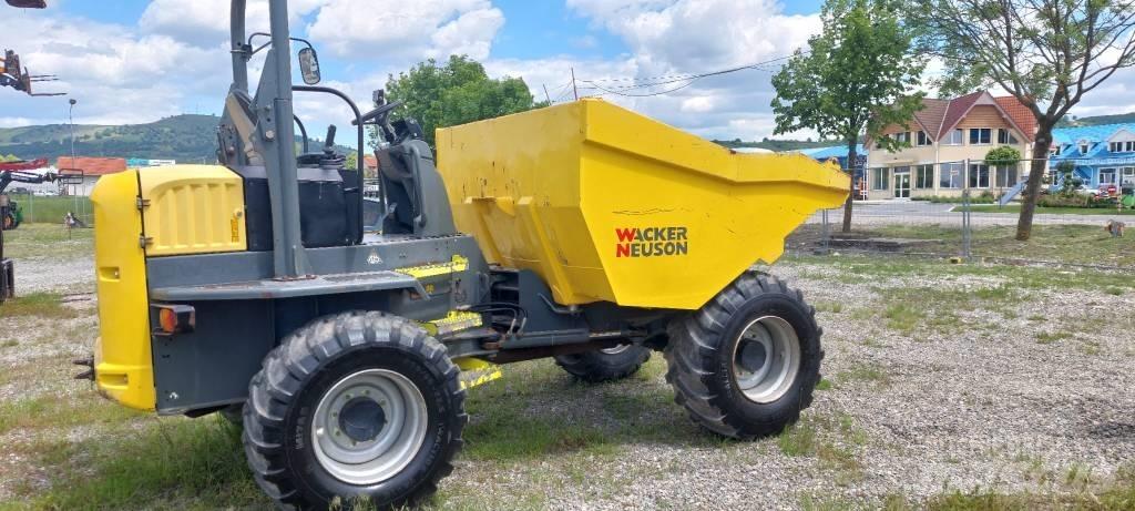 Wacker Neuson DW 90 건설현장 덤프트럭
