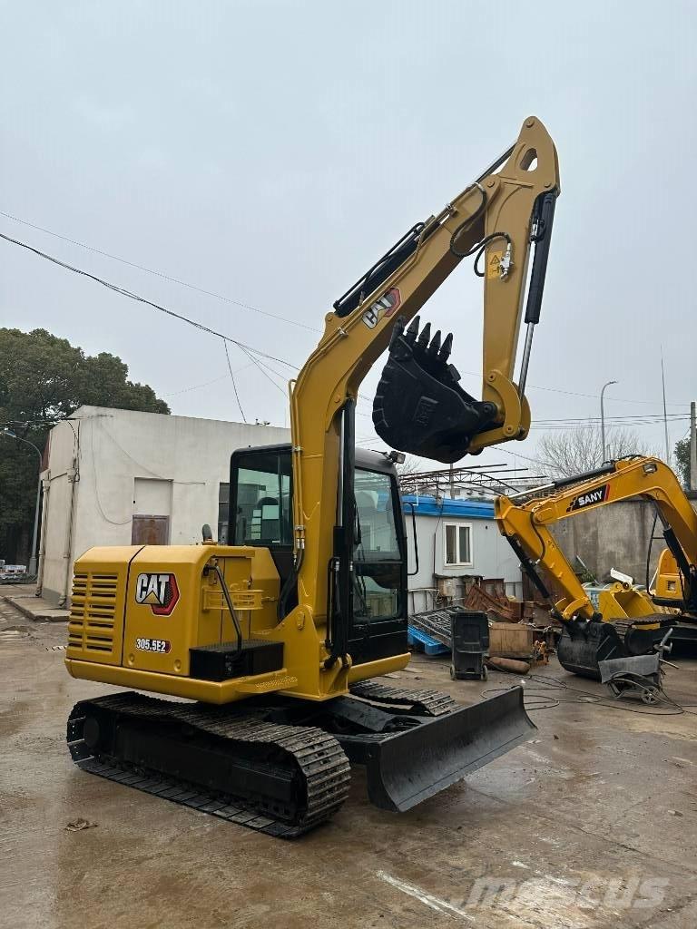 CAT CAT305.5 소형 굴삭기 7톤 미만