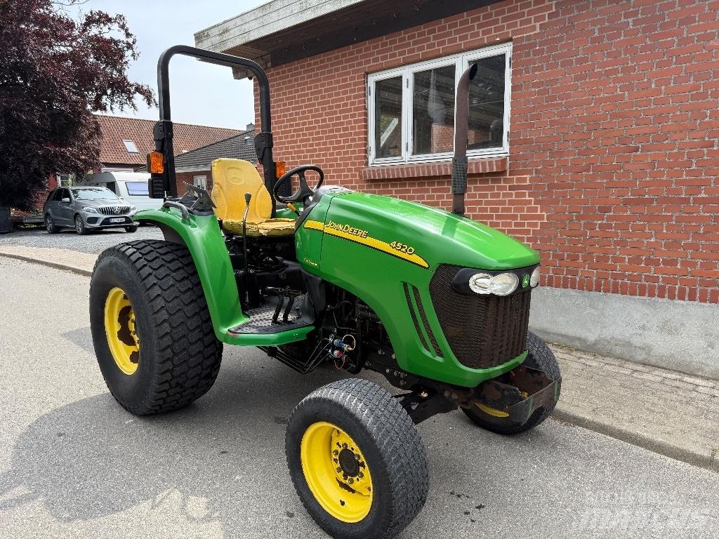 John Deere 4520 소형 트랙터