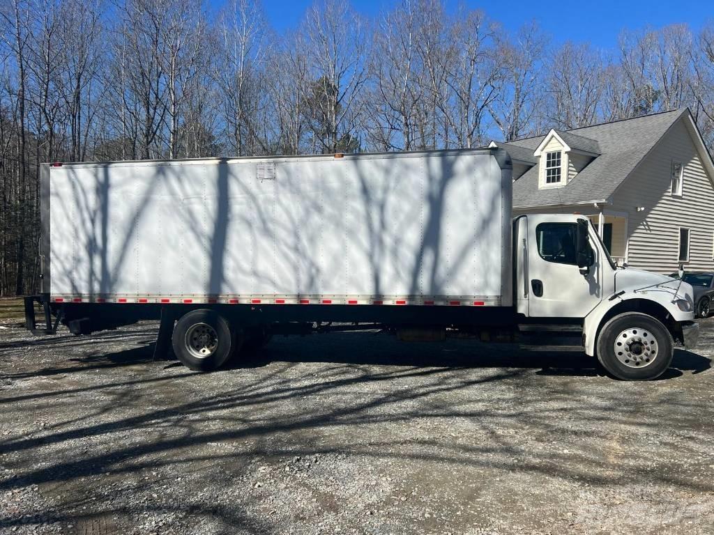 Freightliner M2106 기타 트럭
