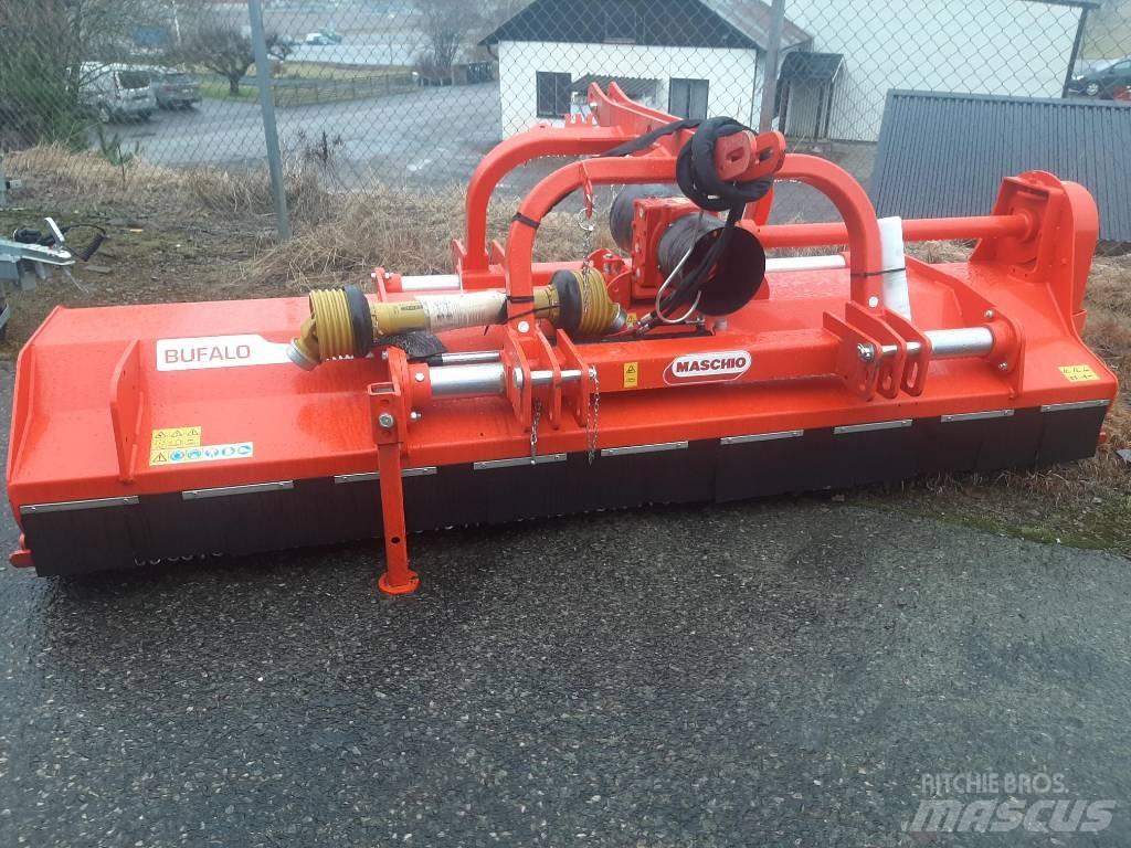 Maschio Buffalo 300 목장 제초기 및 토퍼