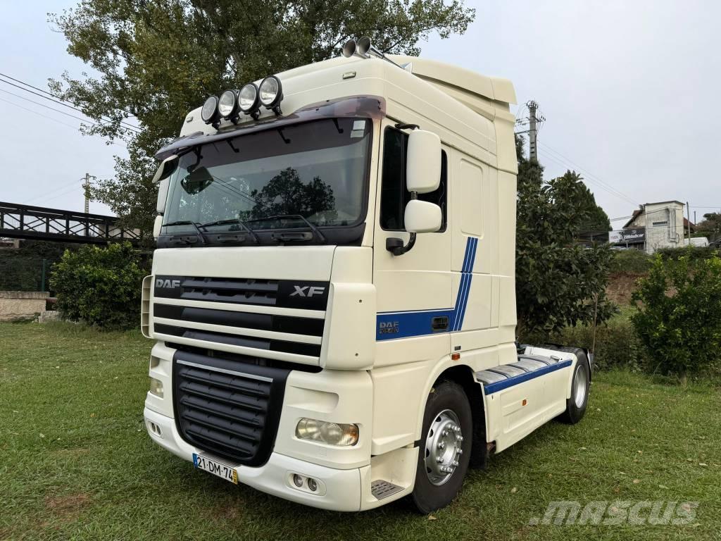 DAF XF 460 트랙터 유닛