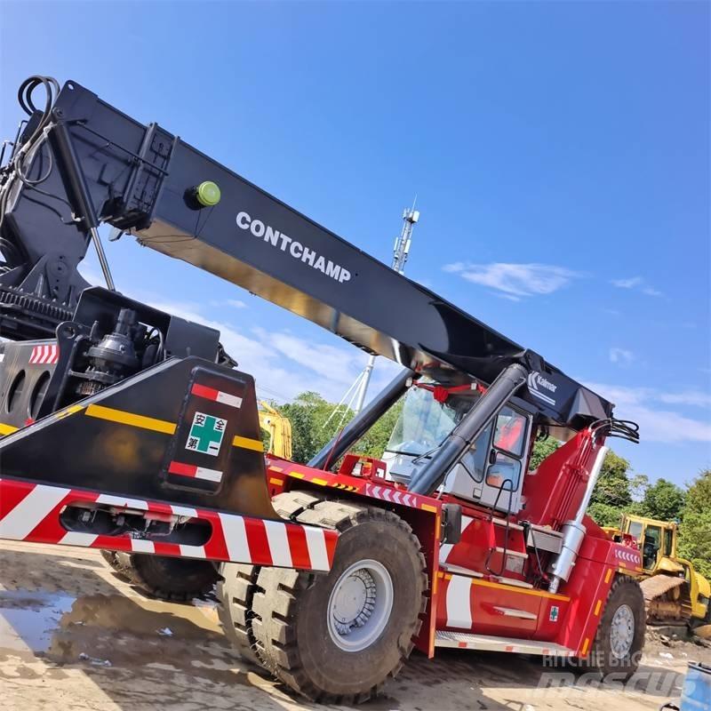 Kalmar DRF 450 리치 스태커