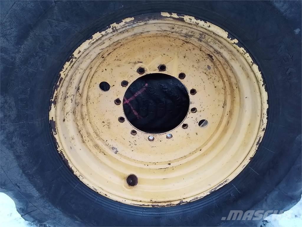 Rottne H20 20x34 타이어, 휠 및 림