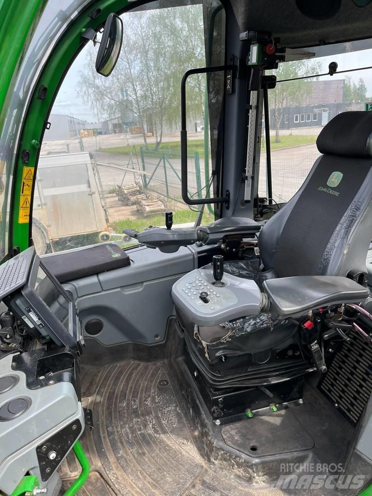 John Deere 1070E 원목 하베스터