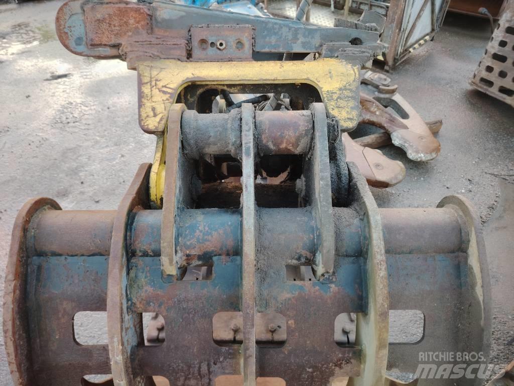 Engcon Koura 집게