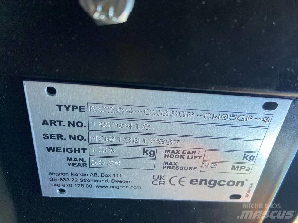 Engcon EC 204 소형 굴삭기 7톤 미만
