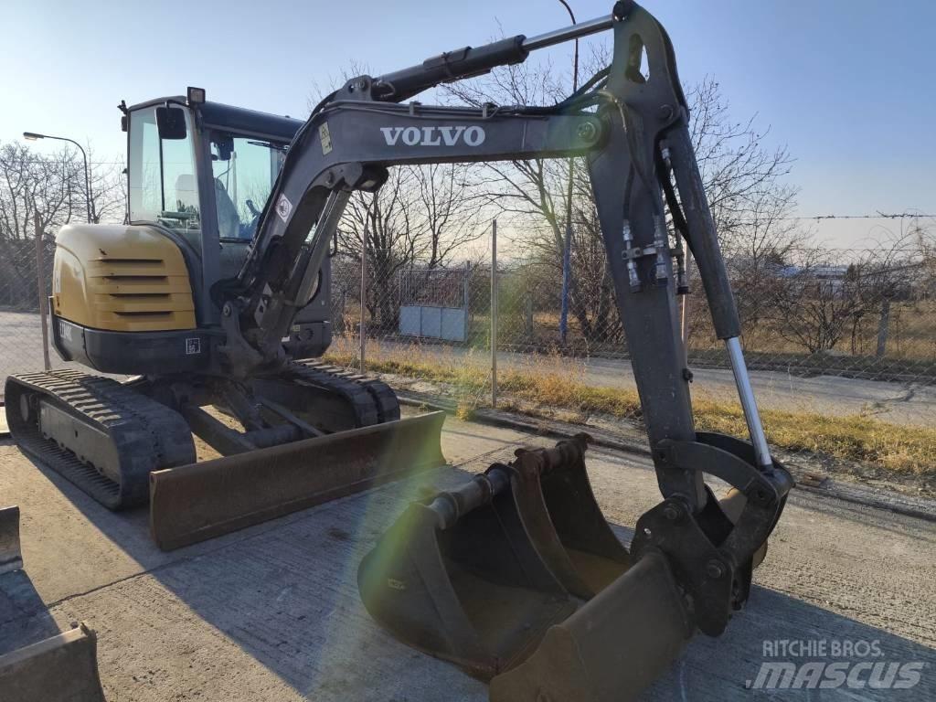 Volvo ECR 48 C 소형 굴삭기 7톤 미만